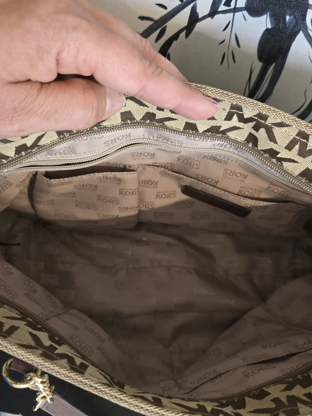Michael Kors Jet Set Monogram Signature Canvas Gold Chain Strap Tote Bag